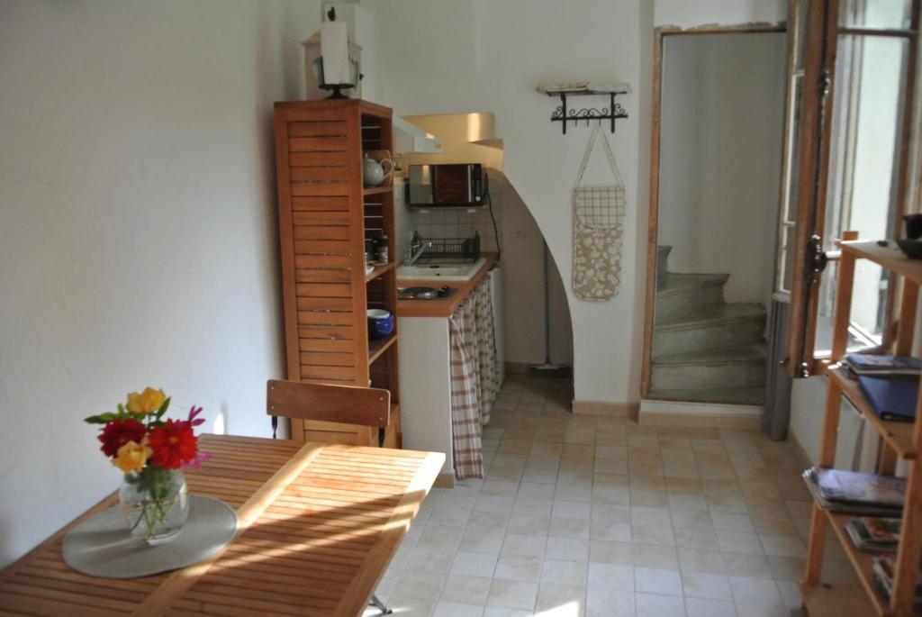 La Petite Maison Villeneuve-les-Avignon Ngoại thất bức ảnh